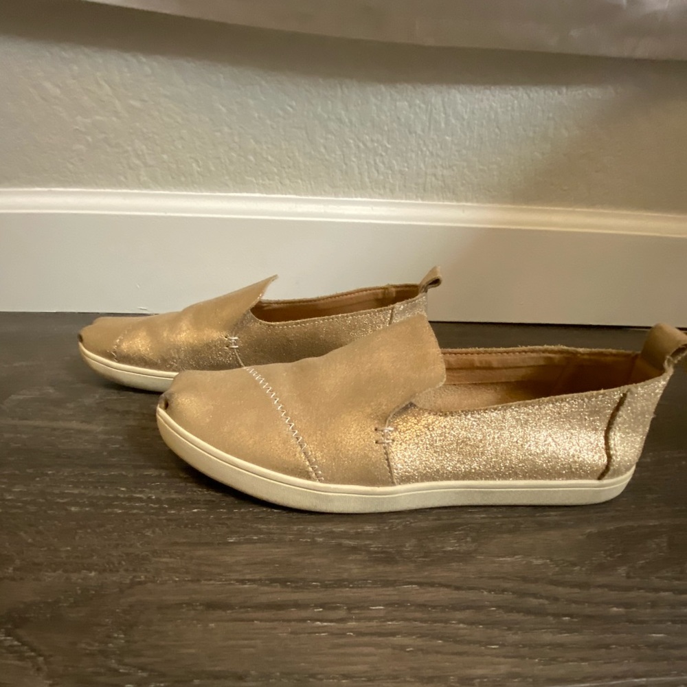 Rose gold Toms